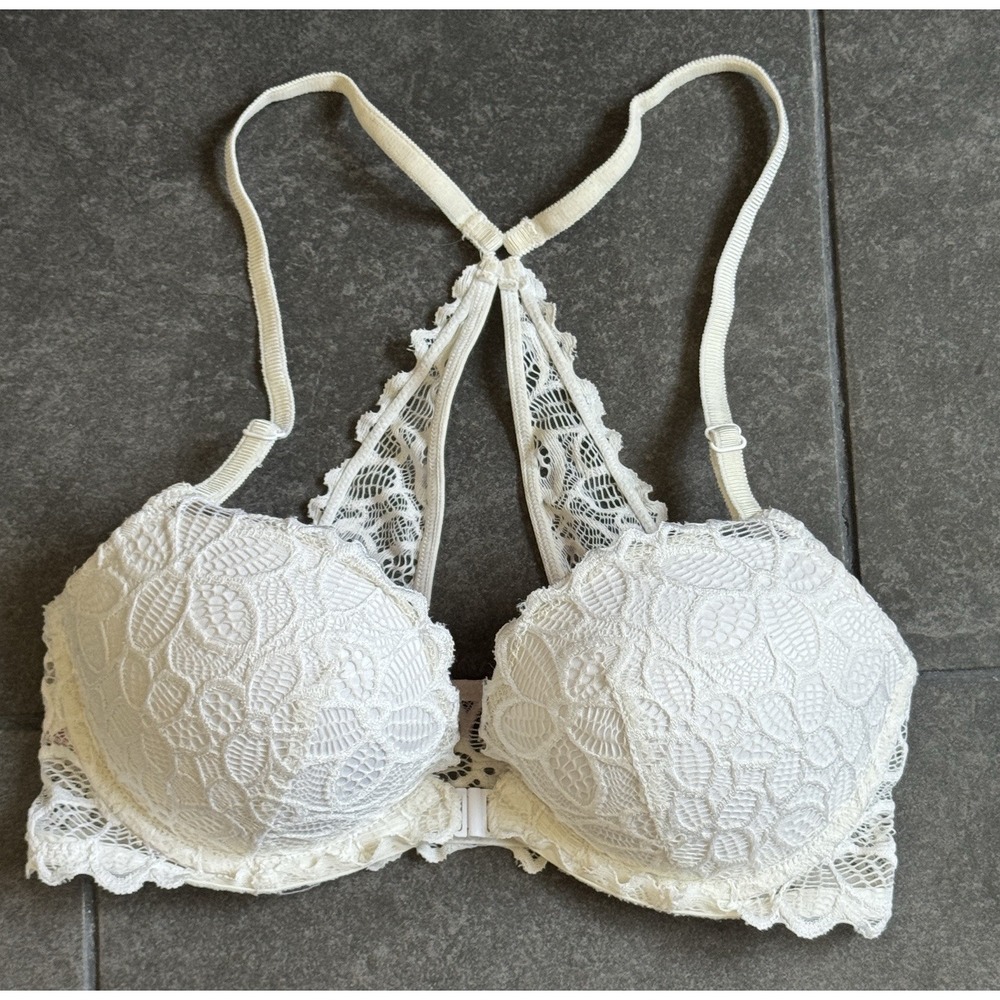 PINK By VICTORIA'S SECRET Sz 32D Ivory Racerback Front Closure LACE BRALETTE
